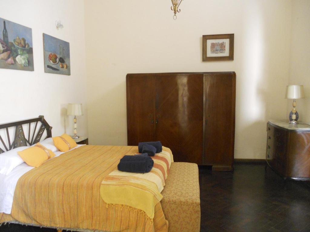 Hotel Santa Maria De La Salud บัวโนสไอเรส ภายนอก รูปภาพ